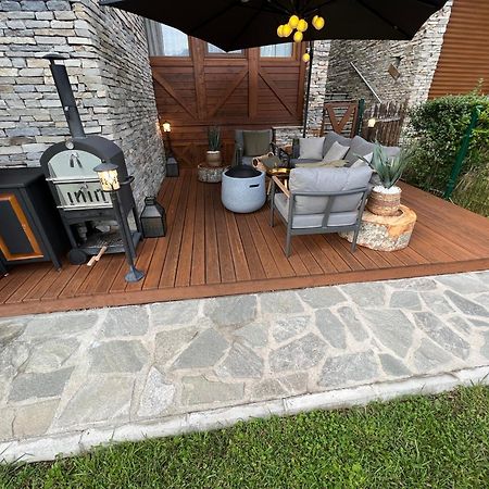 Katarino Spa Chalet ราซล็อก ภายนอก รูปภาพ