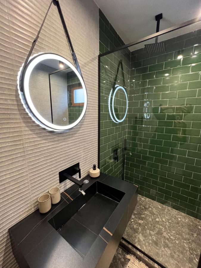 Katarino Spa Chalet ราซล็อก ภายนอก รูปภาพ